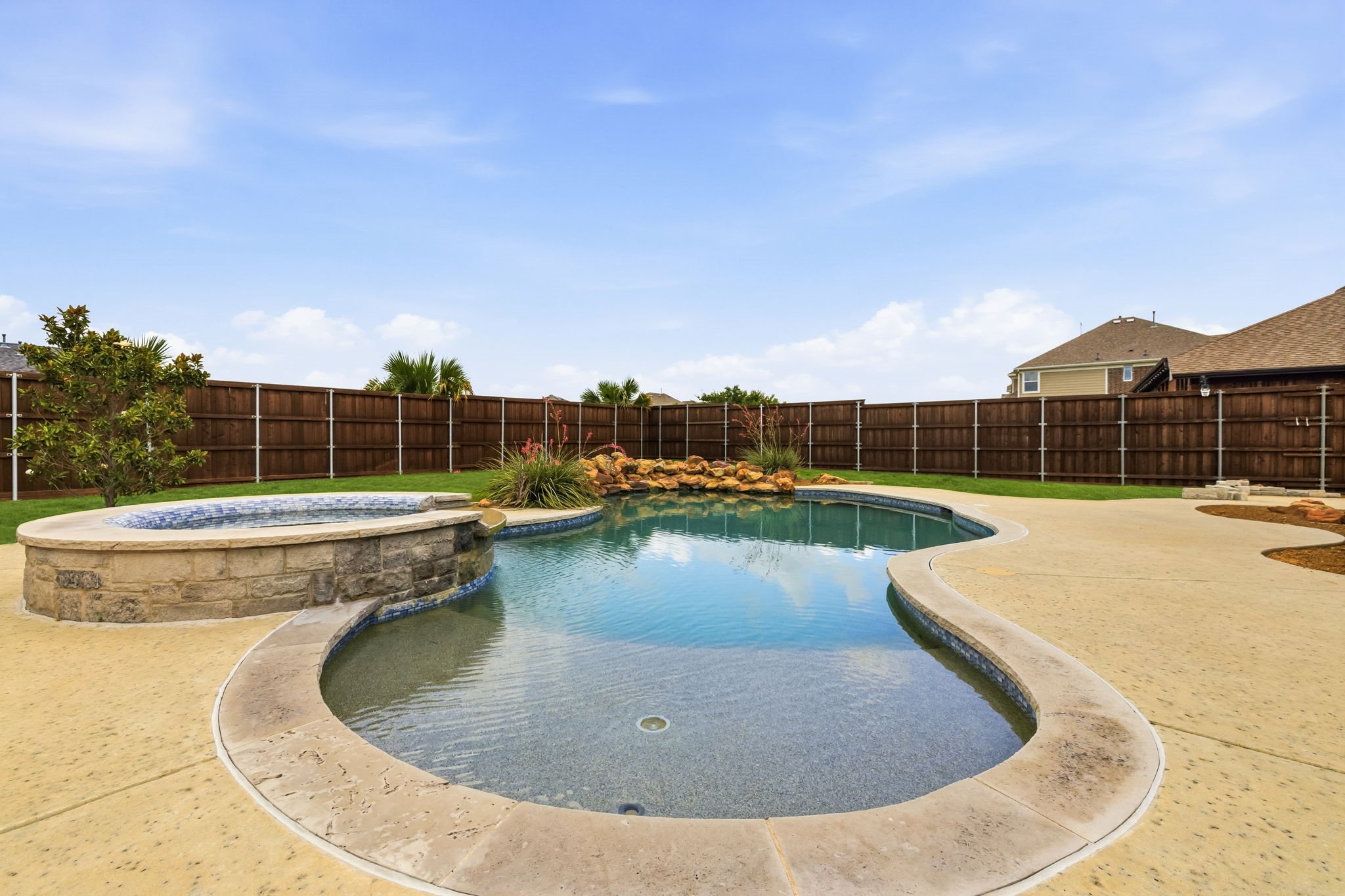 5115 Live Oak Drive Sachse TX 75048
