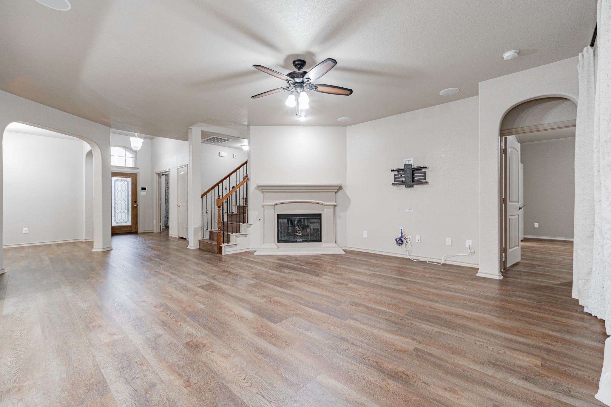 2216 Rosalinda Pass Fort Worth TX 76131