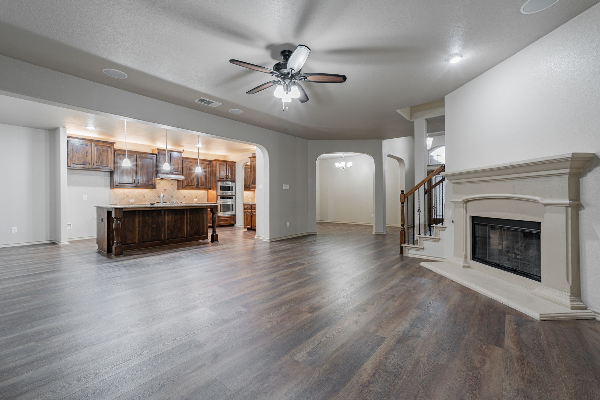 2216 Rosalinda Pass Fort Worth TX 76131