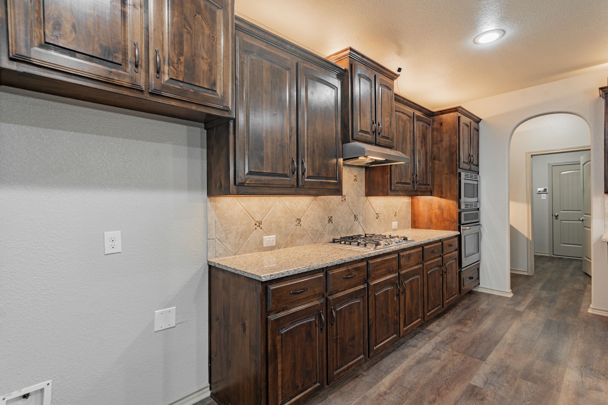 2216 Rosalinda Pass Fort Worth TX 76131