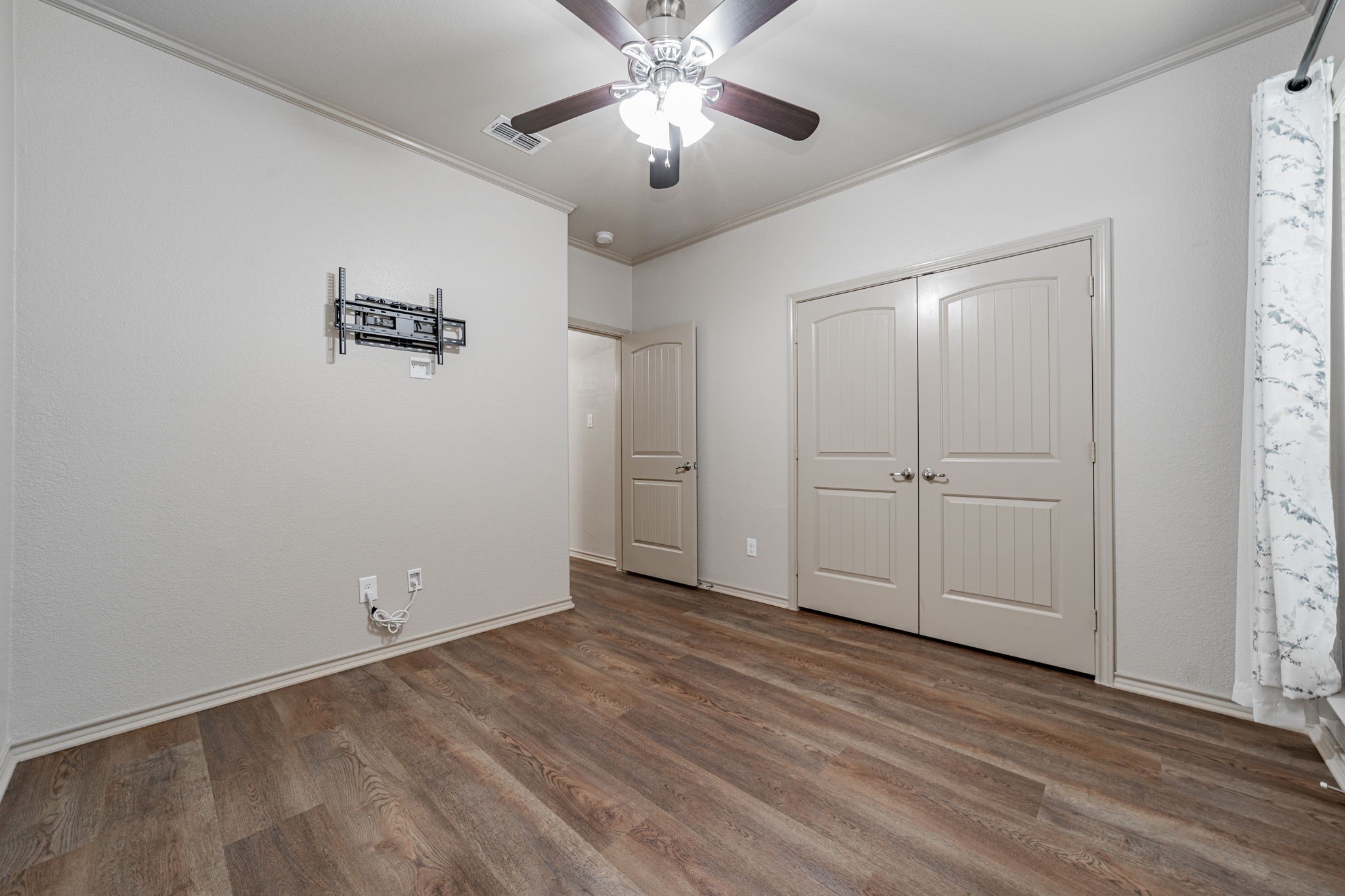 2216 Rosalinda Pass Fort Worth TX 76131