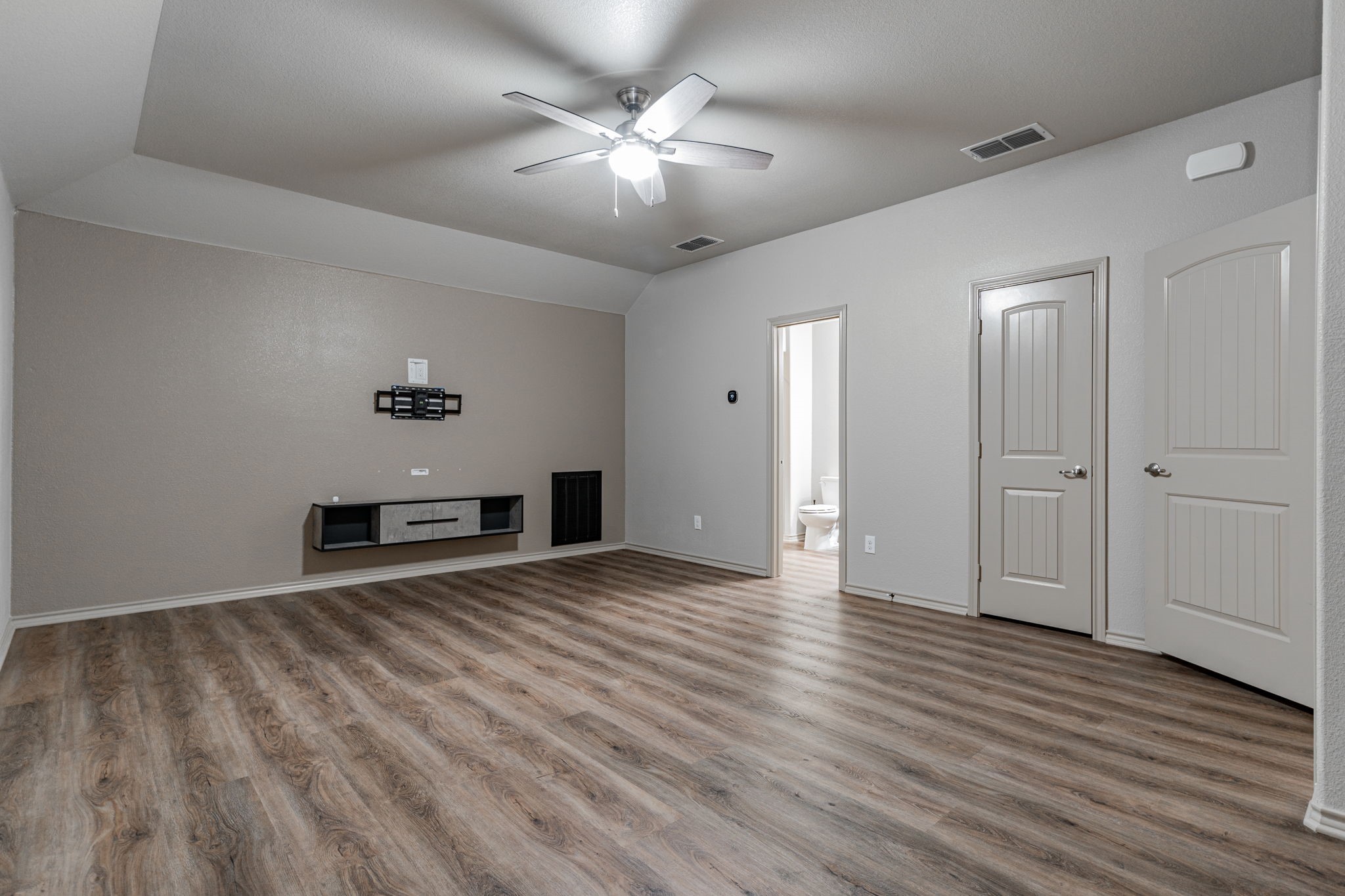2216 Rosalinda Pass Fort Worth TX 76131