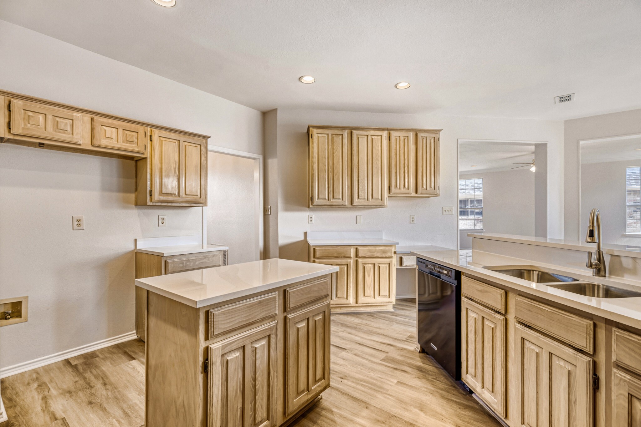 1514 Mission Ridge Trail Carrollton TX 75007