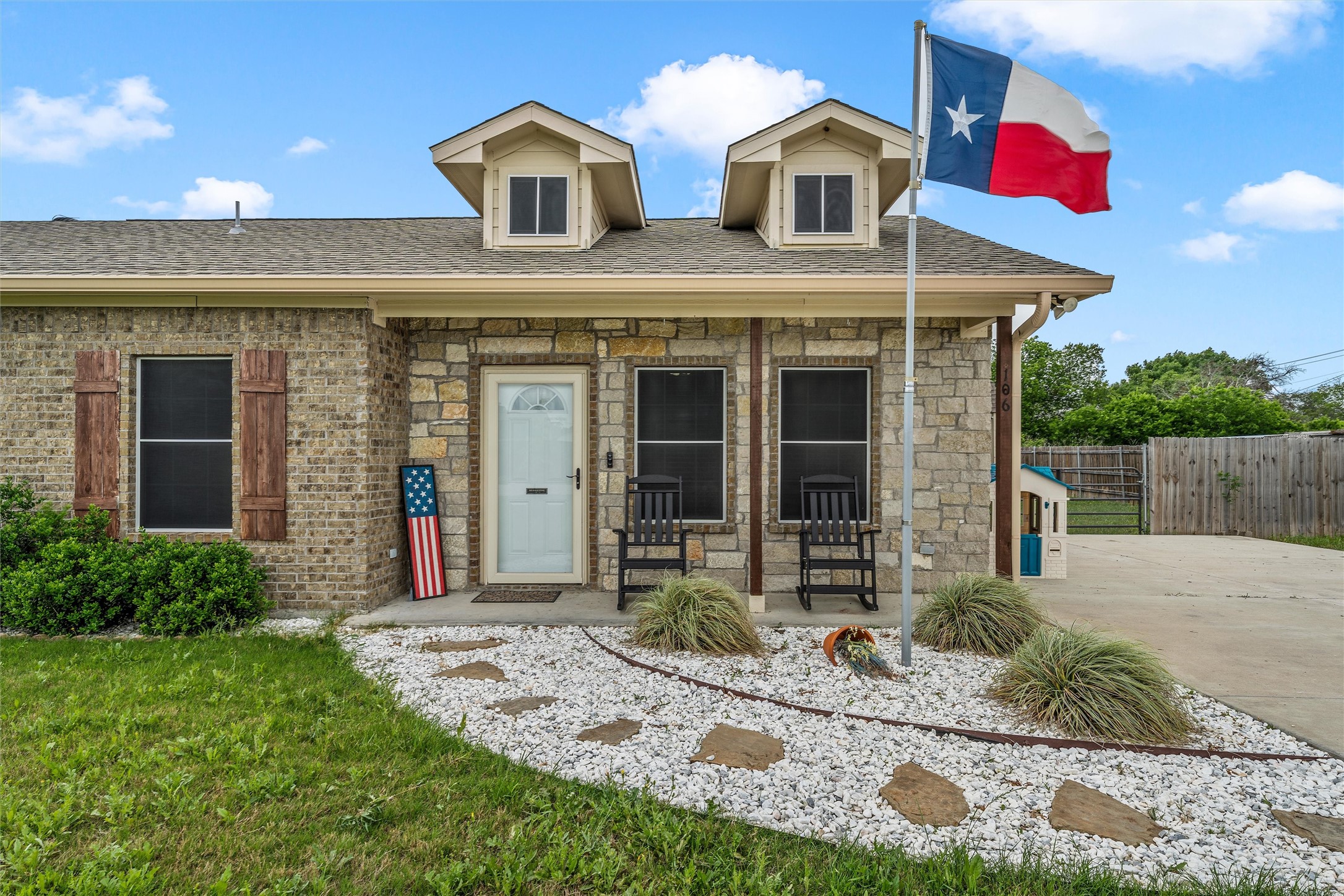 106 Moore Street Itasca TX 76055