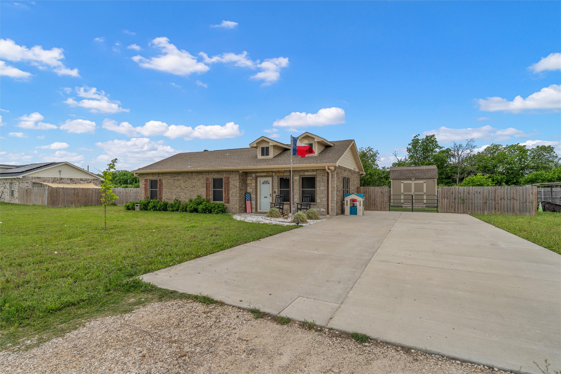 106 Moore Street Itasca TX 76055