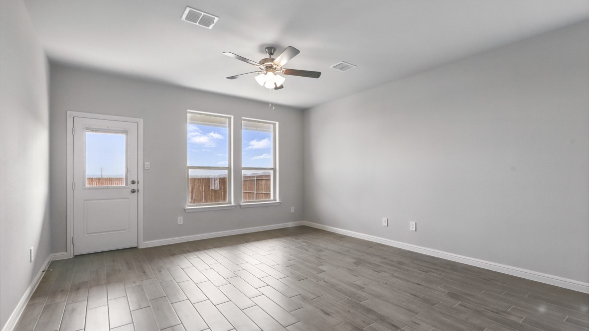 629 Harvey Street Grandview TX 76050