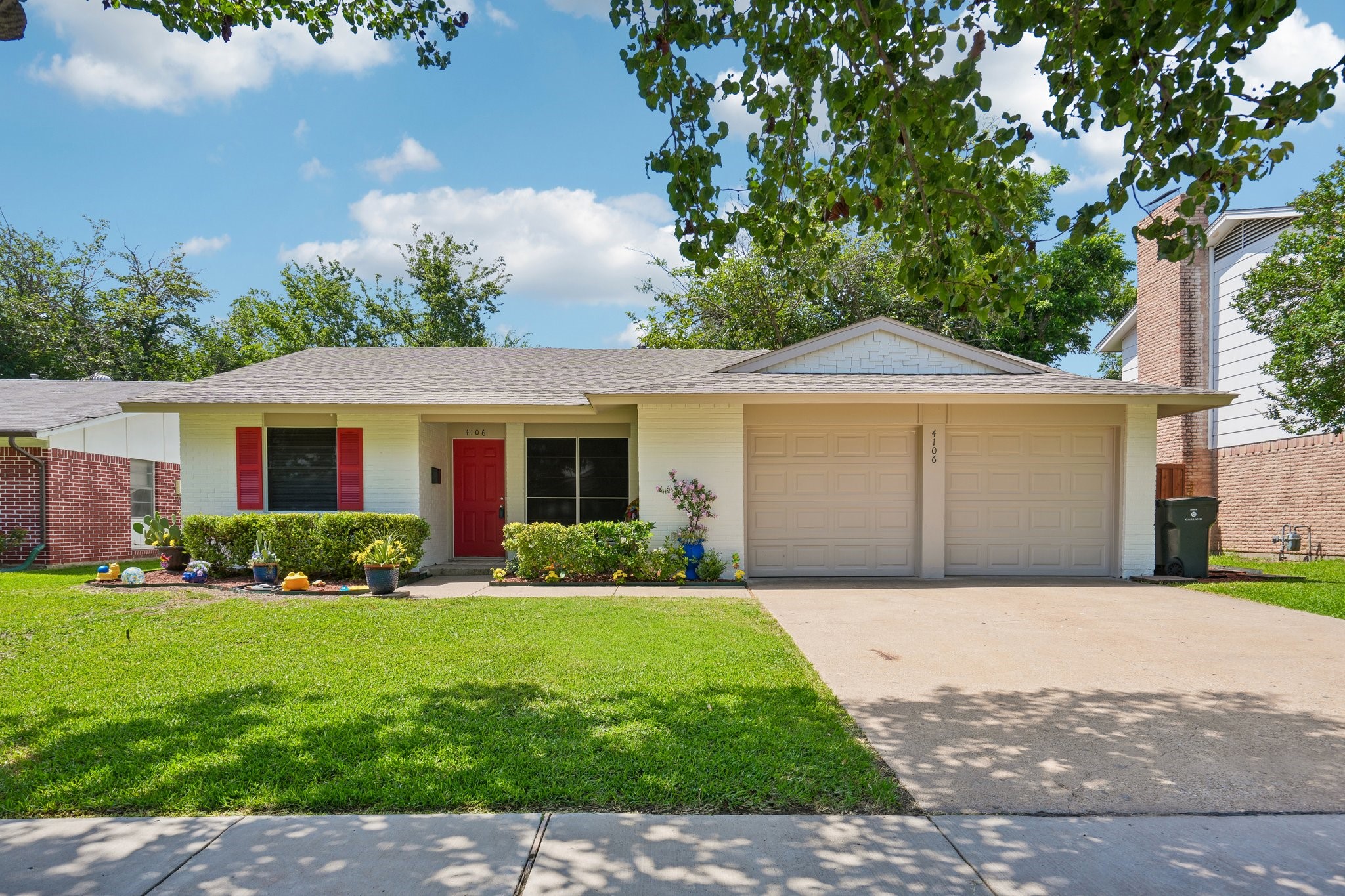 4106 Justice Lane Garland TX 75042