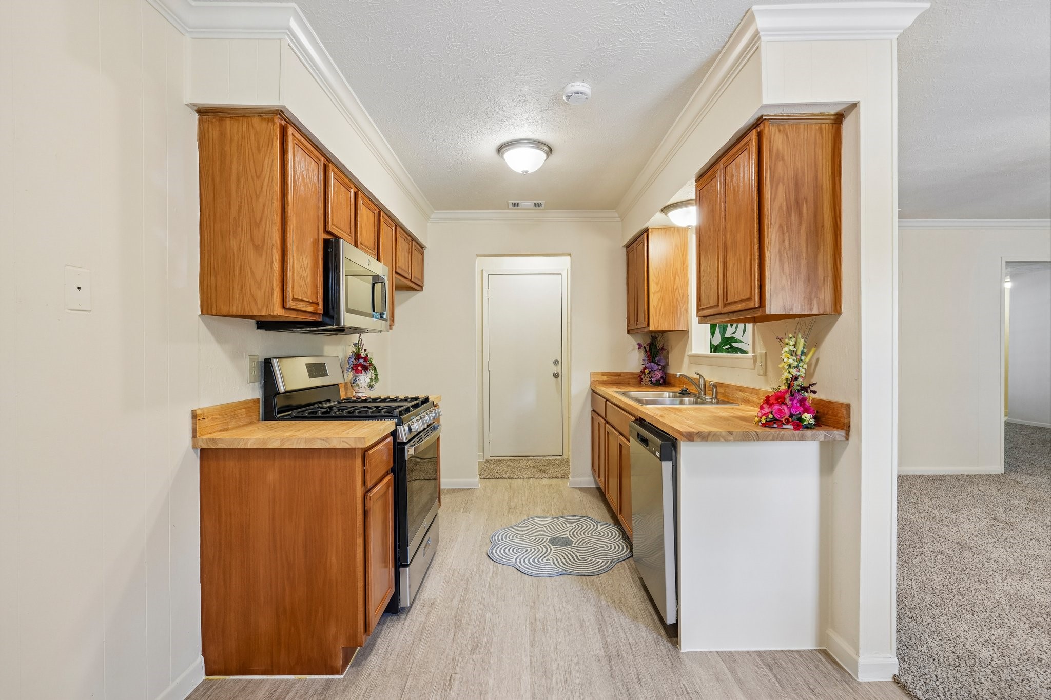 4106 Justice Lane Garland TX 75042