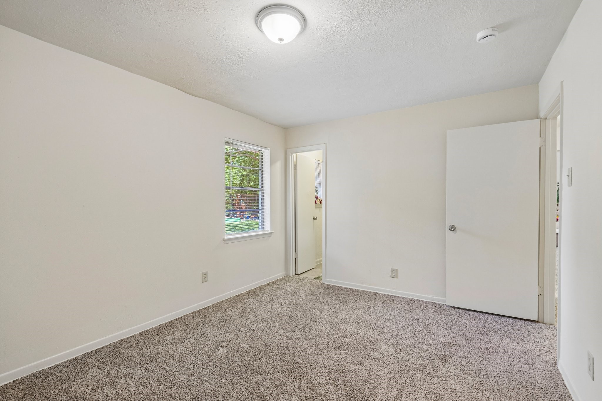 4106 Justice Lane Garland TX 75042