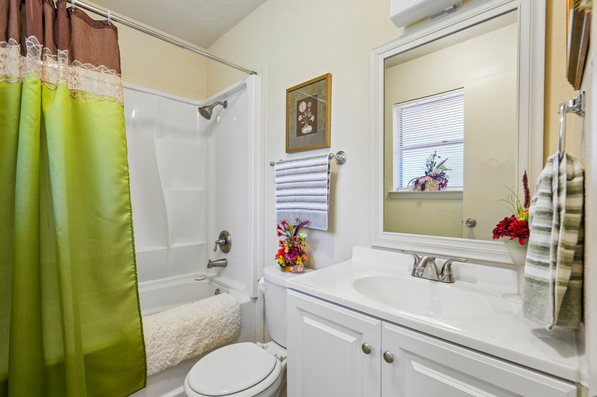 4106 Justice Lane Garland TX 75042