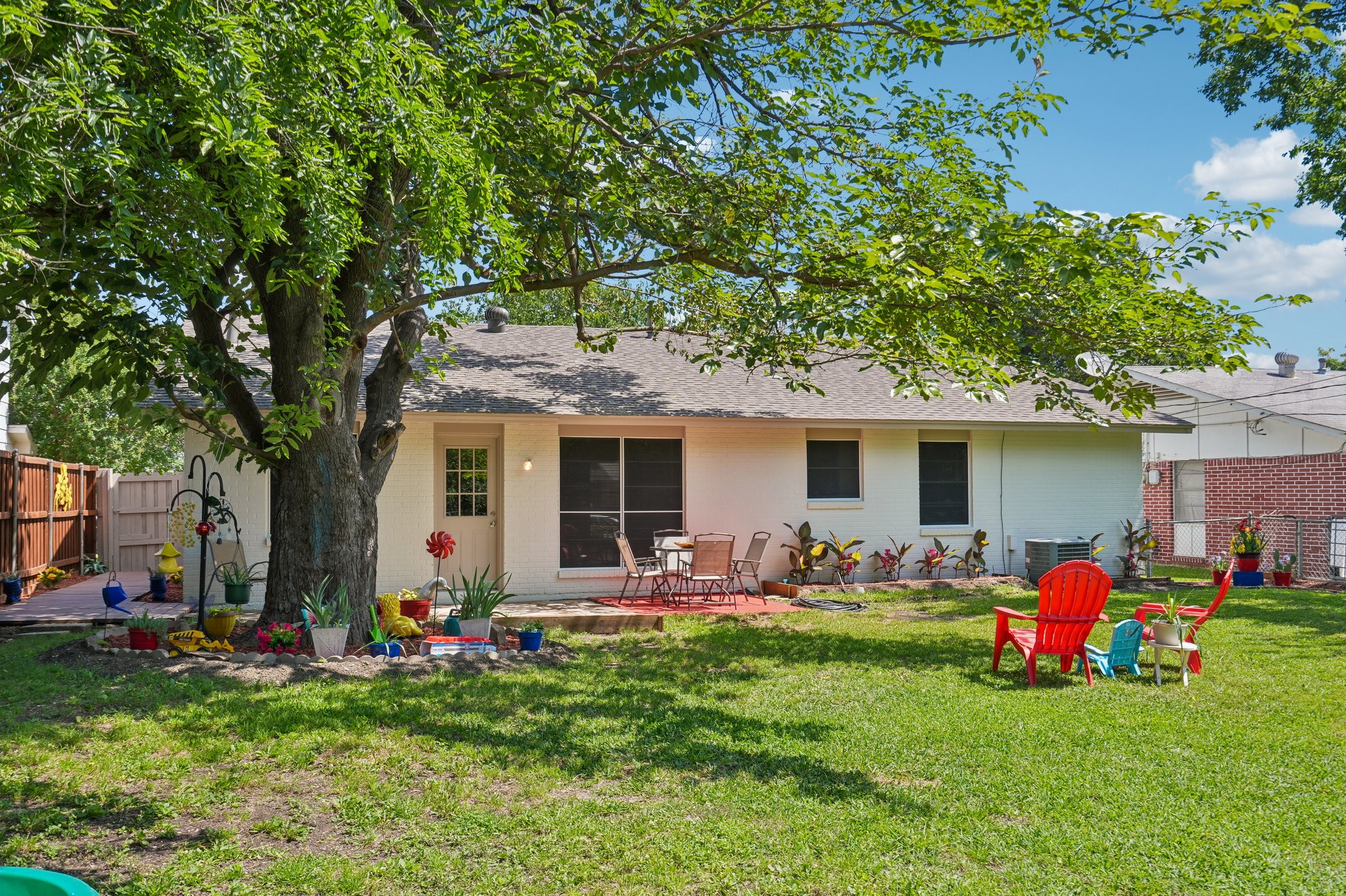 4106 Justice Lane Garland TX 75042