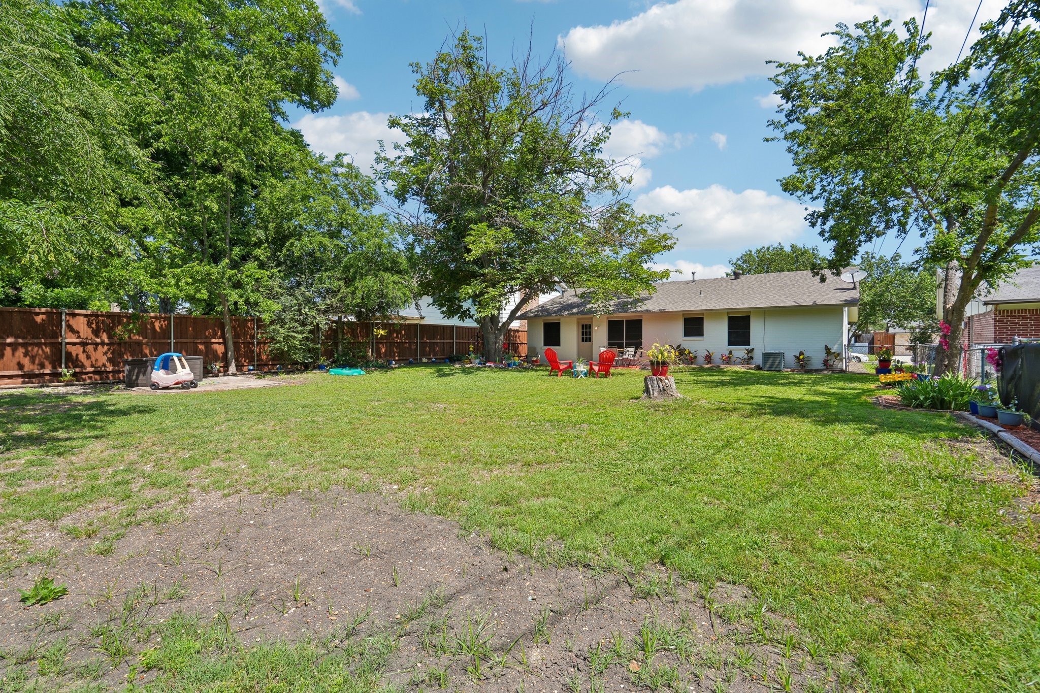4106 Justice Lane Garland TX 75042