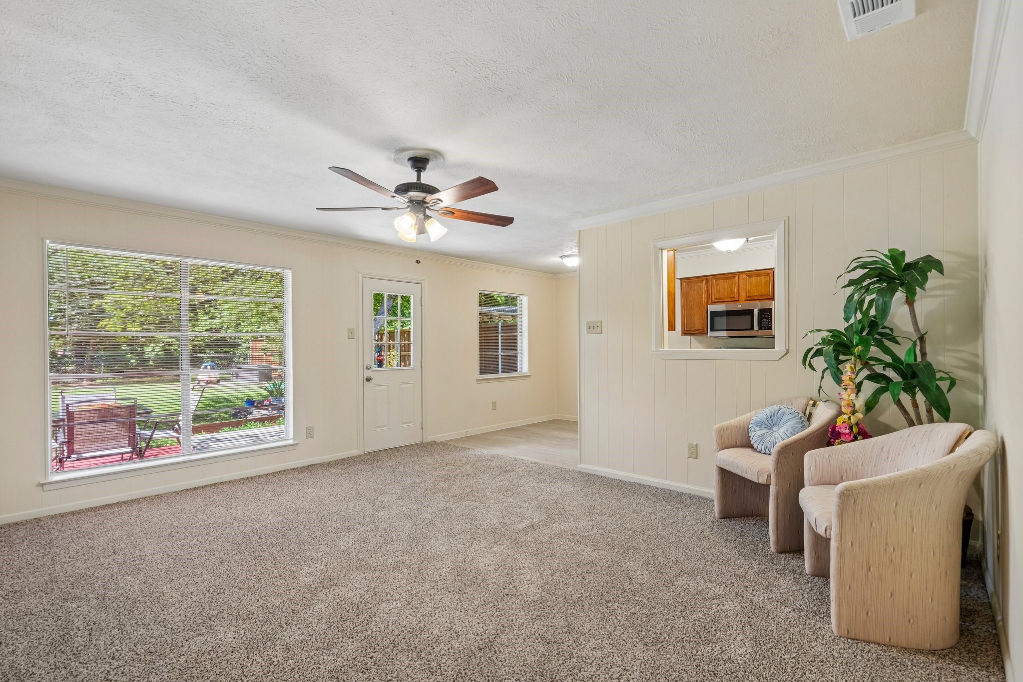 4106 Justice Lane Garland TX 75042