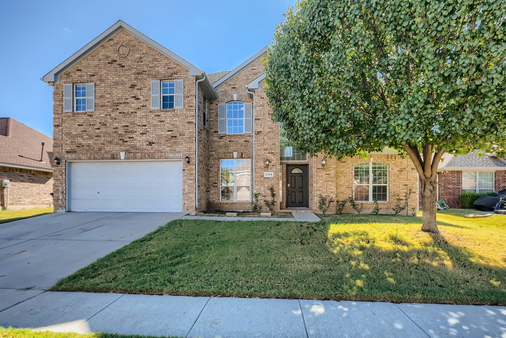 3708 Glassenberry Street Fort Worth TX 76244