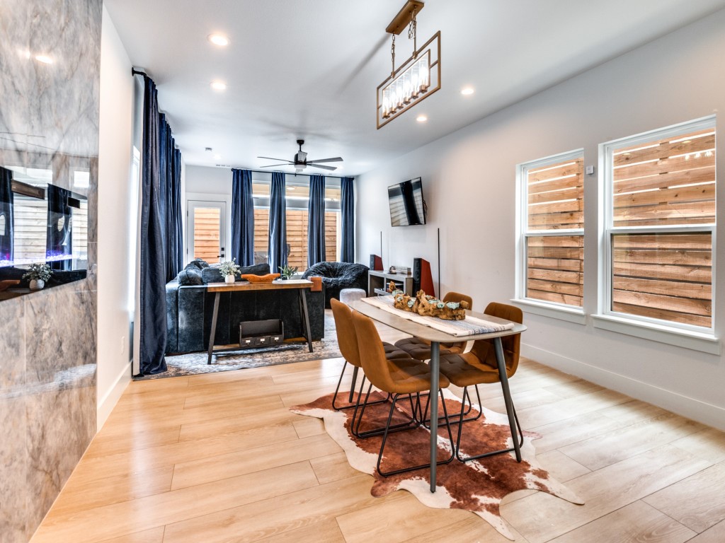 1960 Toronto Street Dallas TX 75212