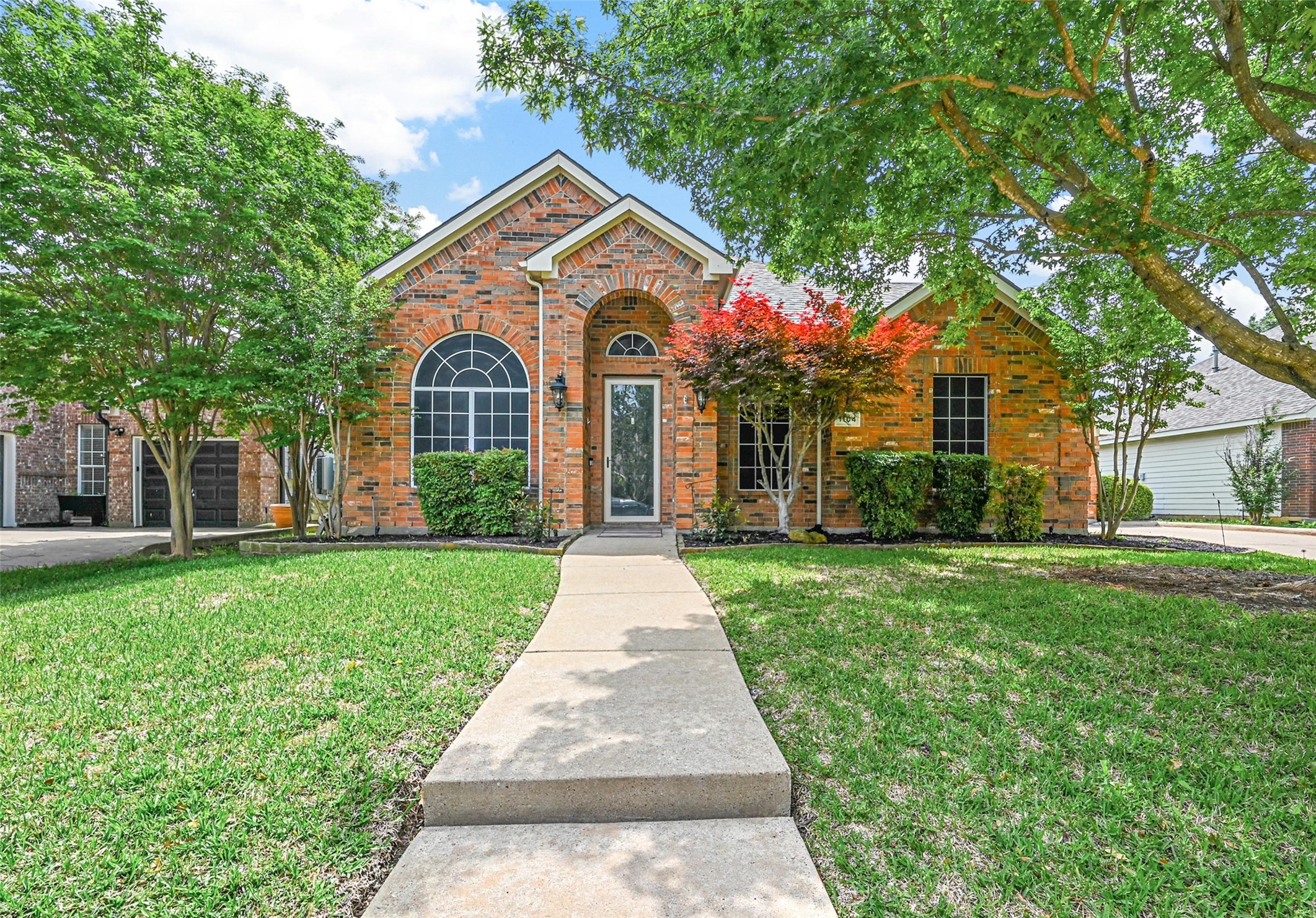 1104 Tanglewood Drive Mansfield TX 76063