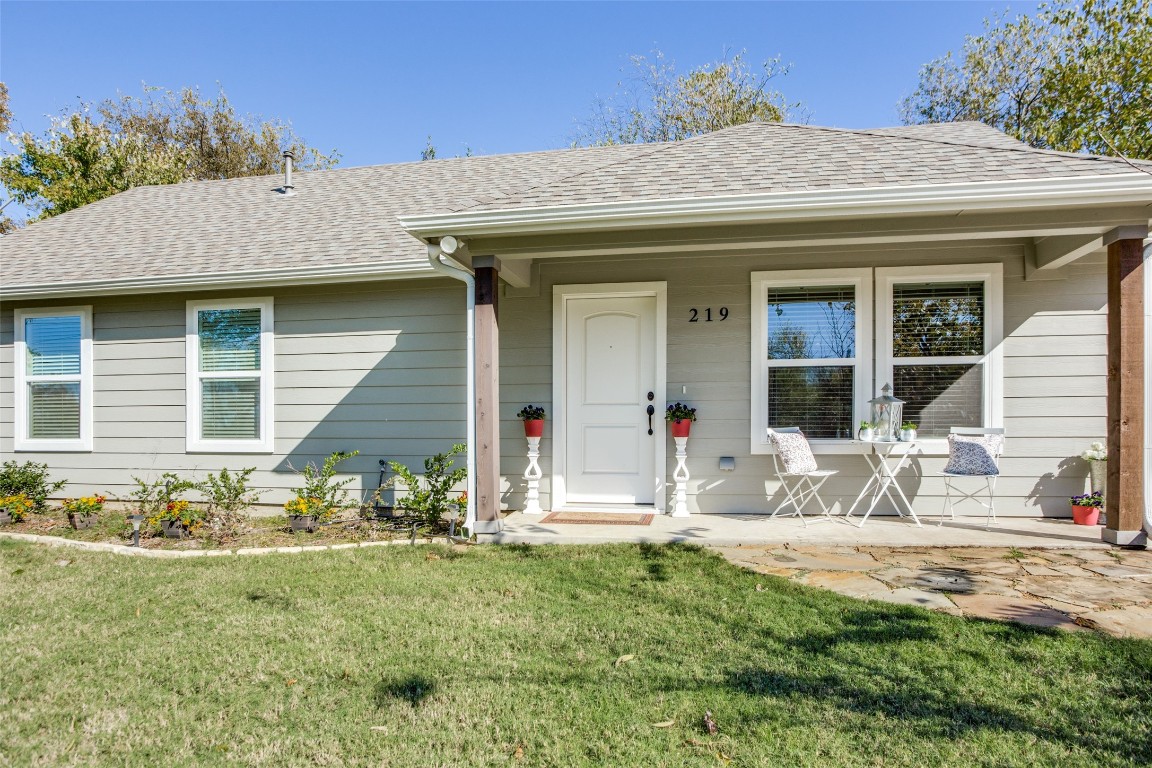 219 N Willow Street Sherman TX 75090