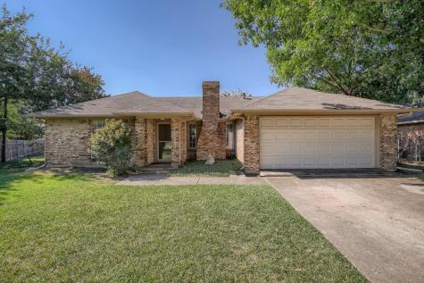 520 E Robin Court Desoto TX 75115