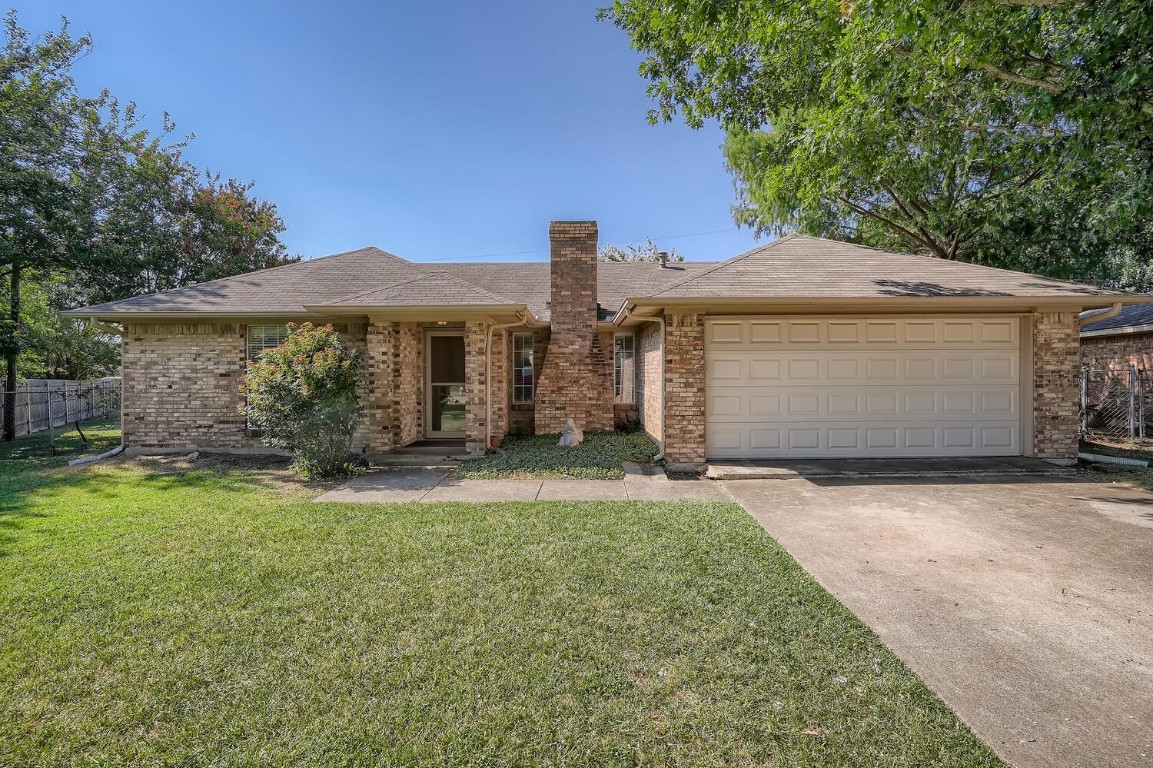 520 E Robin Court Desoto TX 75115
