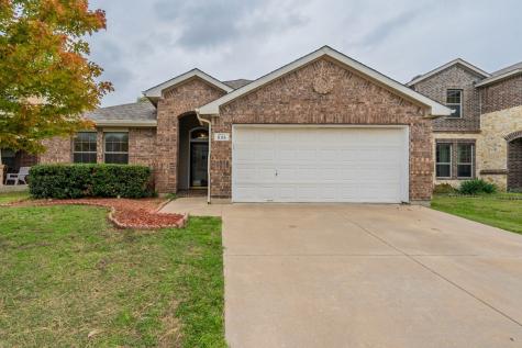 536 Goldstone Lane Fort Worth TX 76131