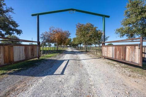 569 County Road 378 Stephenville TX 76401
