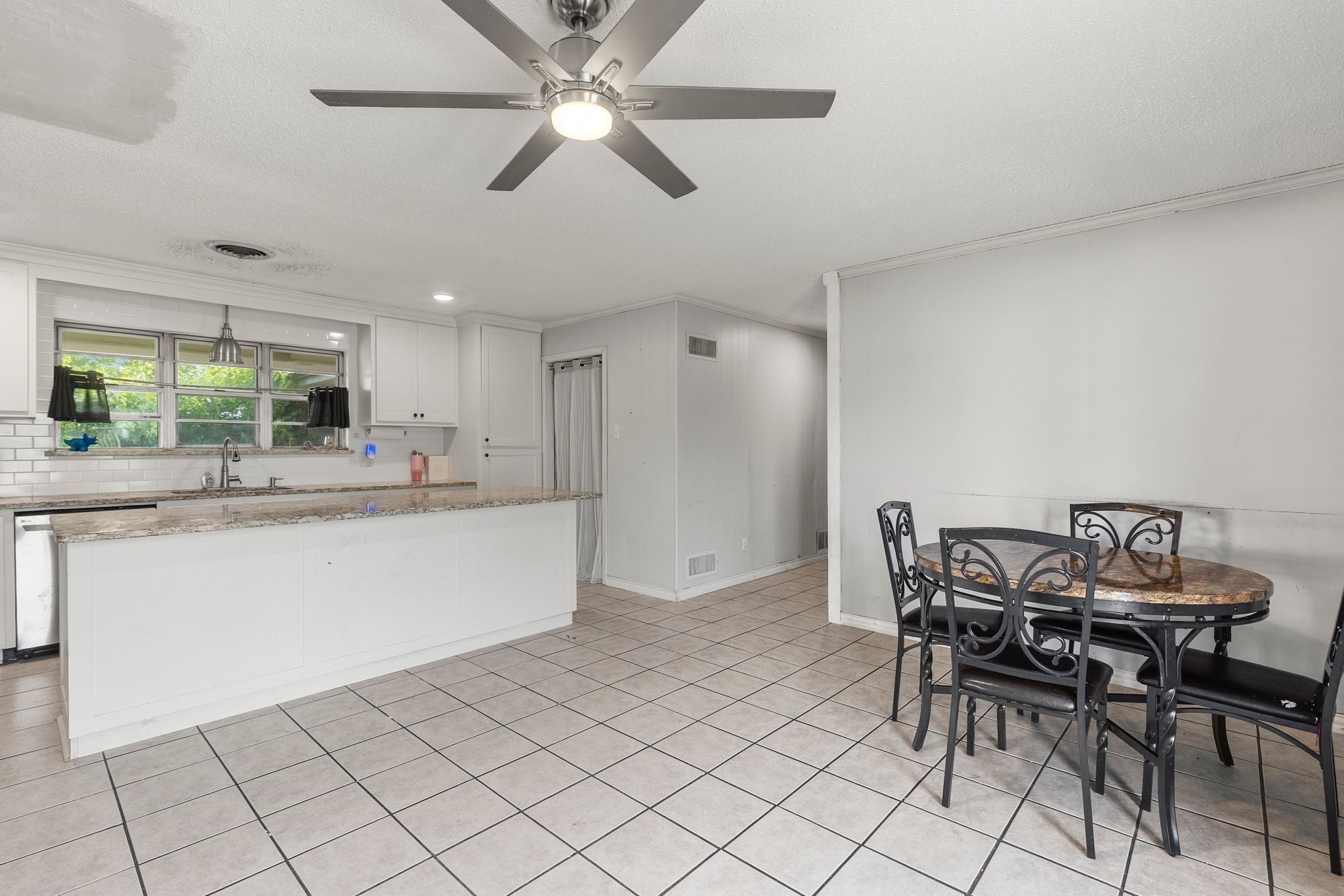 11800 Hallmark Street Greenville TX 75402
