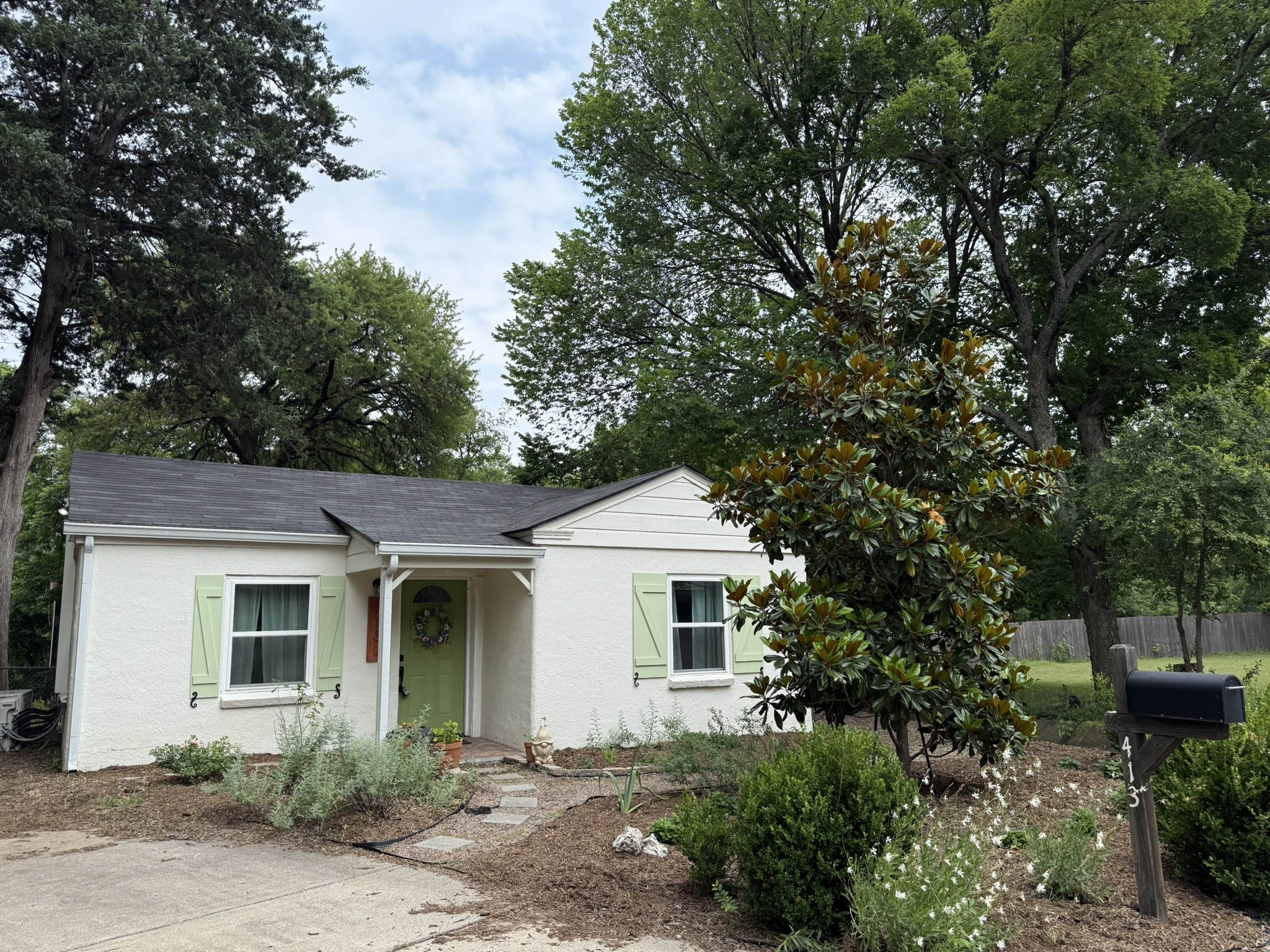 413 Sands Court White Settlement TX 76108