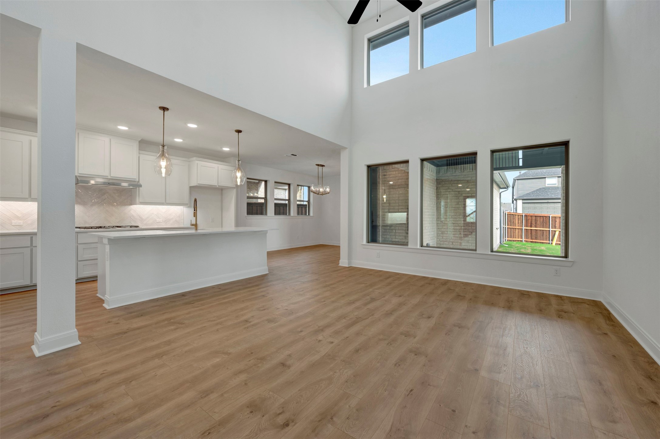 1100 Bolden Avenue Crowley TX 76036