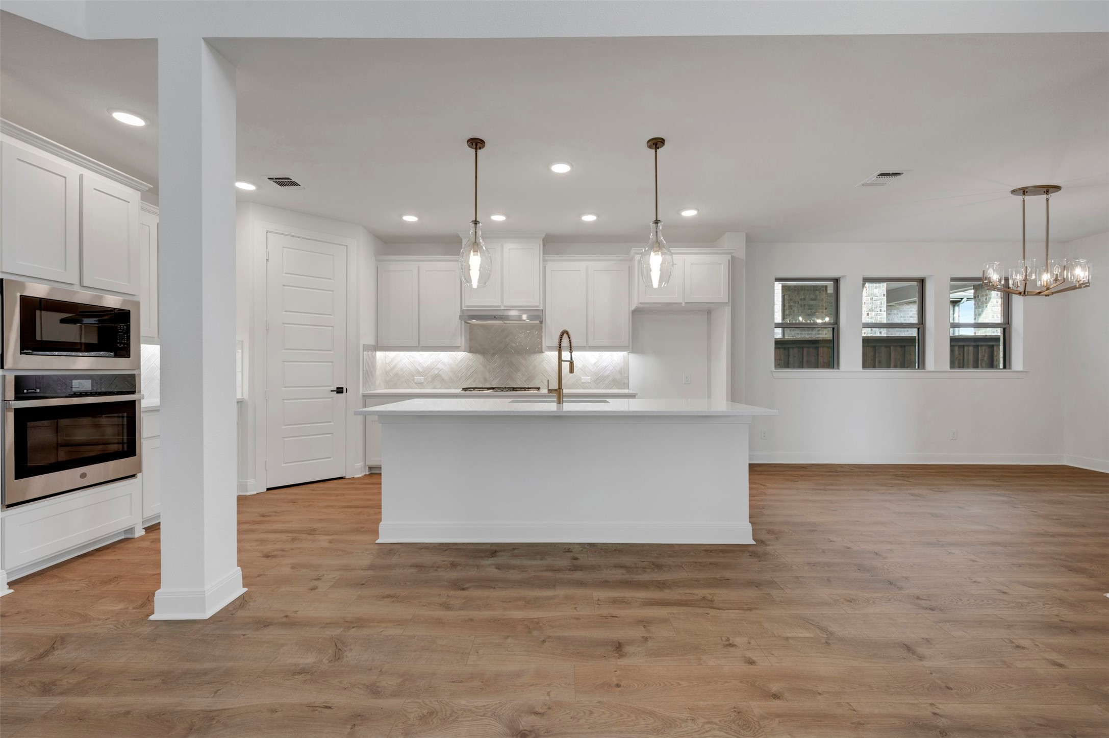 1100 Bolden Avenue Crowley TX 76036