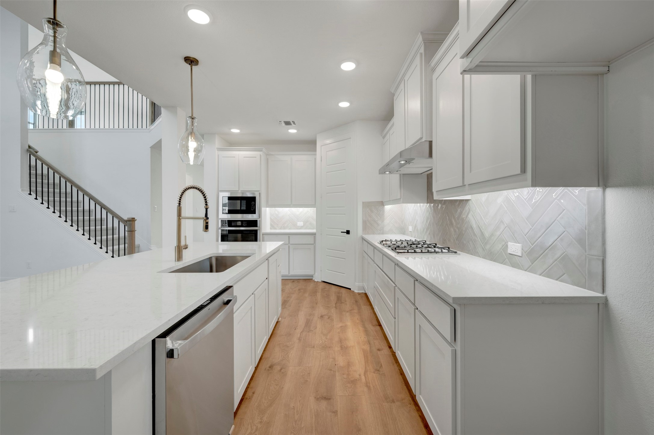 1100 Bolden Avenue Crowley TX 76036