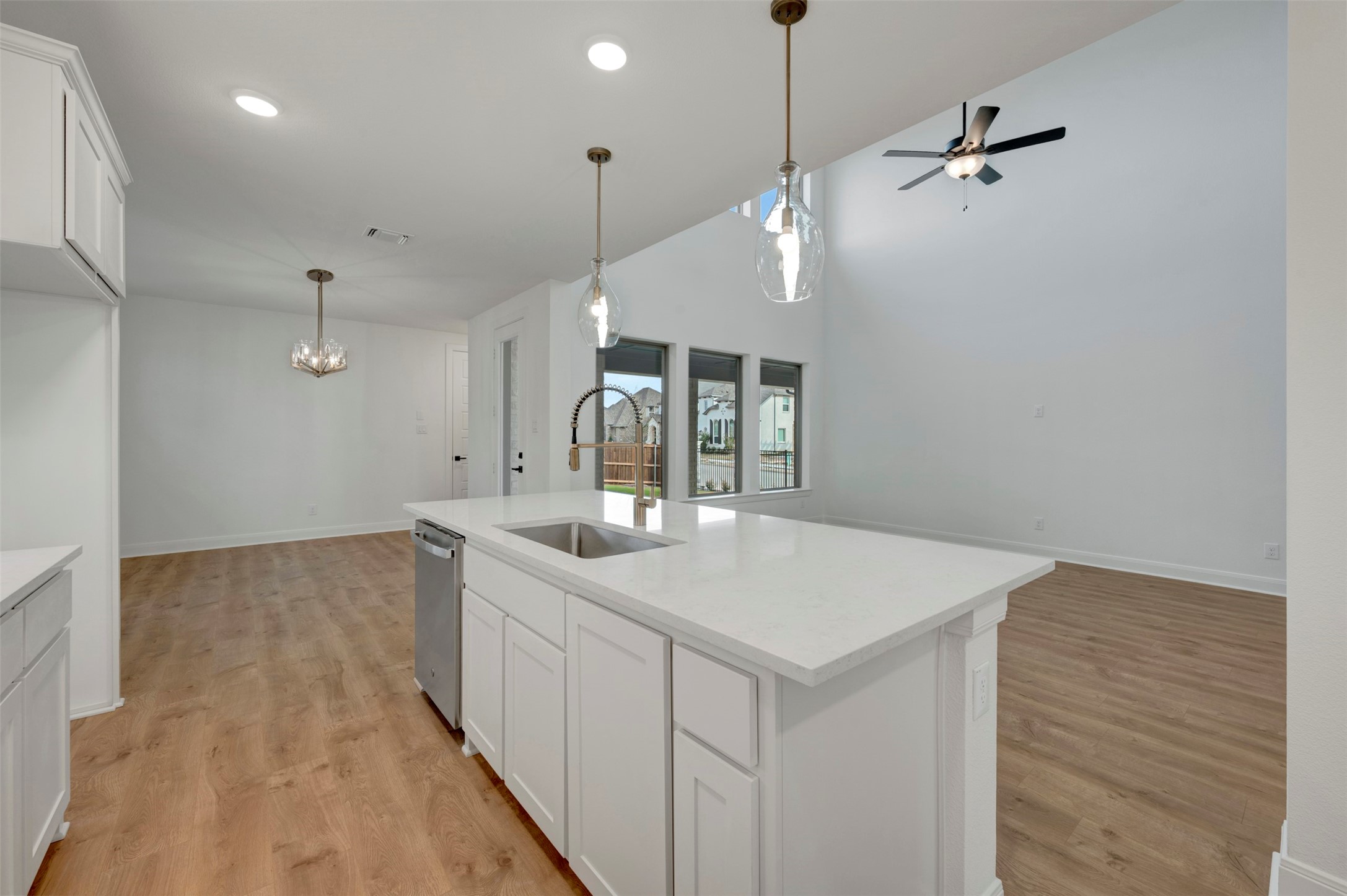 1100 Bolden Avenue Crowley TX 76036