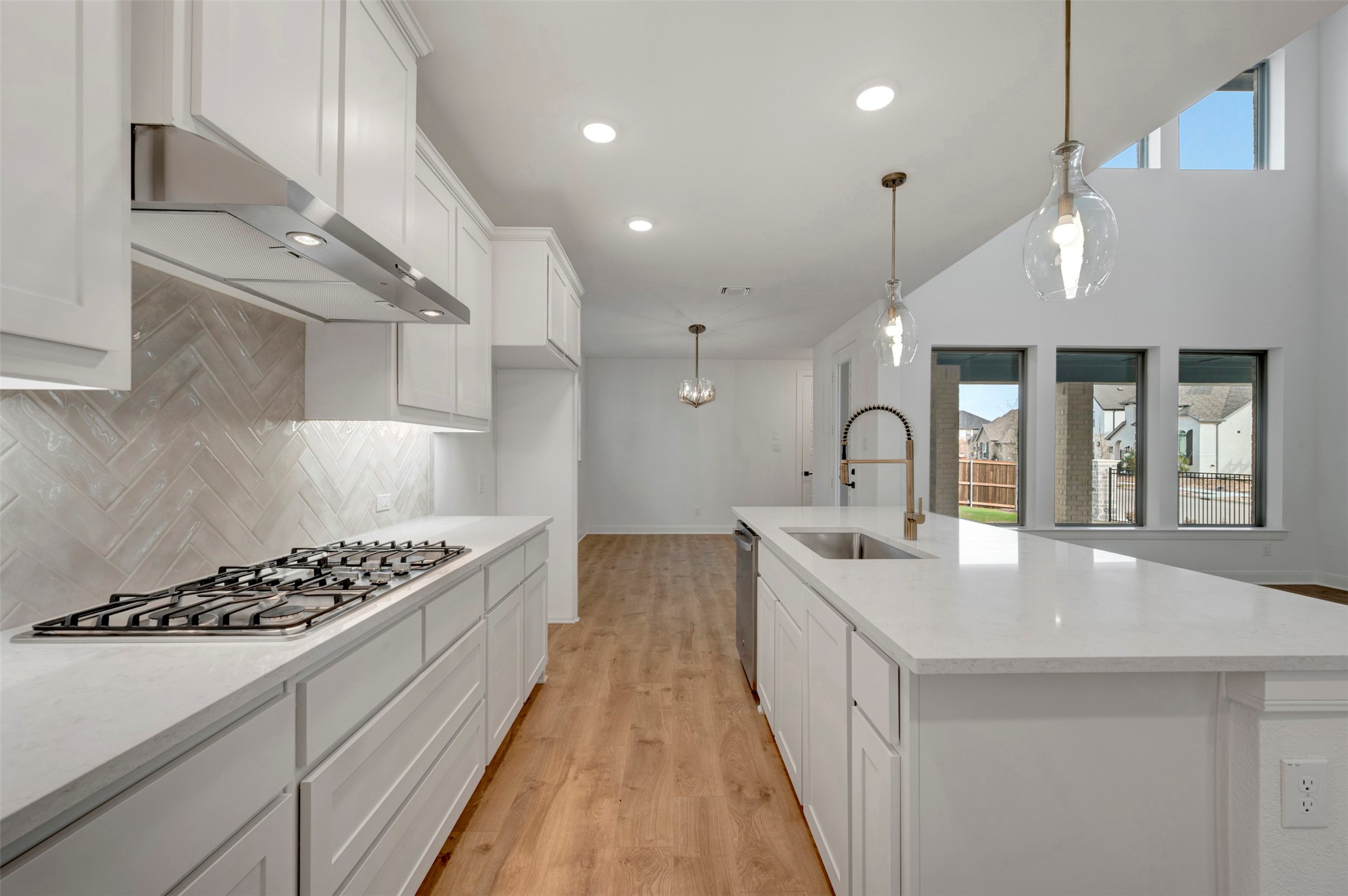 1100 Bolden Avenue Crowley TX 76036