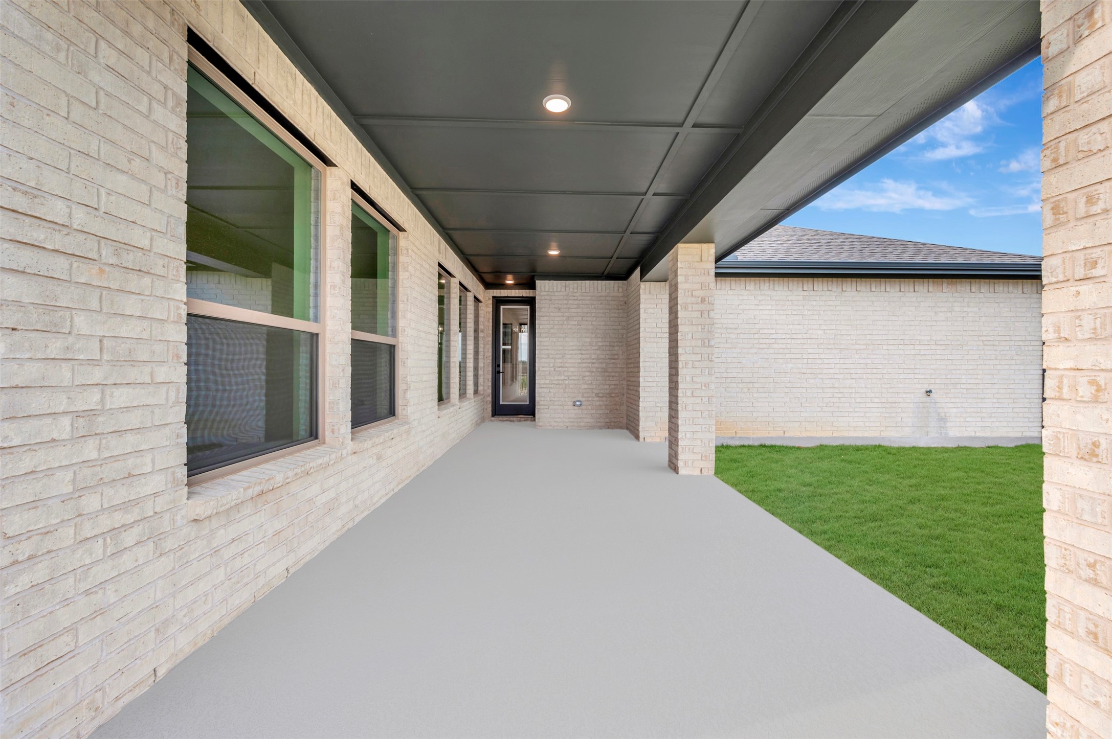 1100 Bolden Avenue Crowley TX 76036
