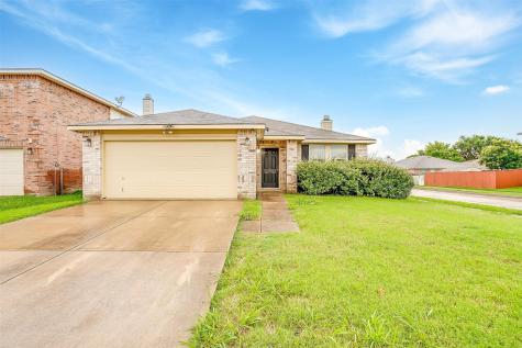 3944 Foxhound Lane Fort Worth TX 76123