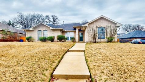 1253 Elmbrook Drive Kennedale TX 76060