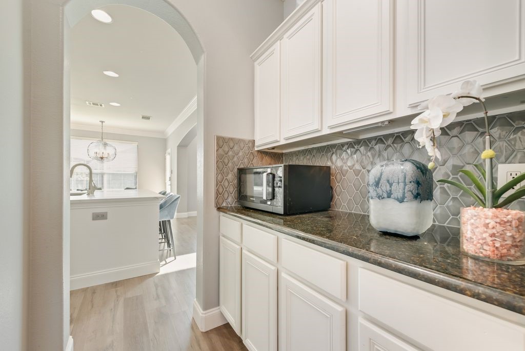 2335 Clark Trail Grand Prairie TX 75052
