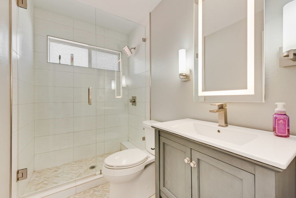 2335 Clark Trail Grand Prairie TX 75052