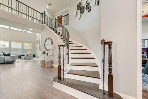 2335 Clark Trail Grand Prairie TX 75052