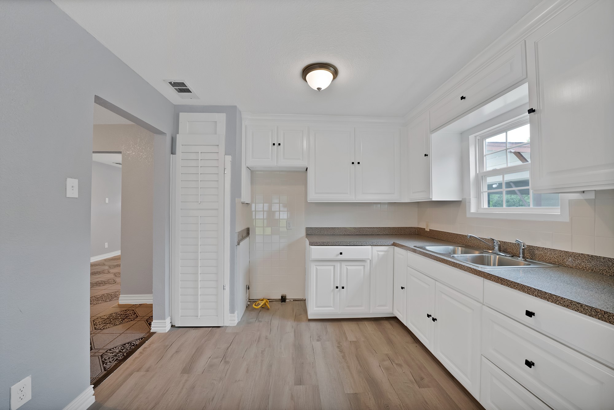 3449 Gordon Avenue Fort Worth TX 76110