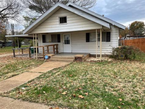 812 Tennessee Street Graham TX 76450