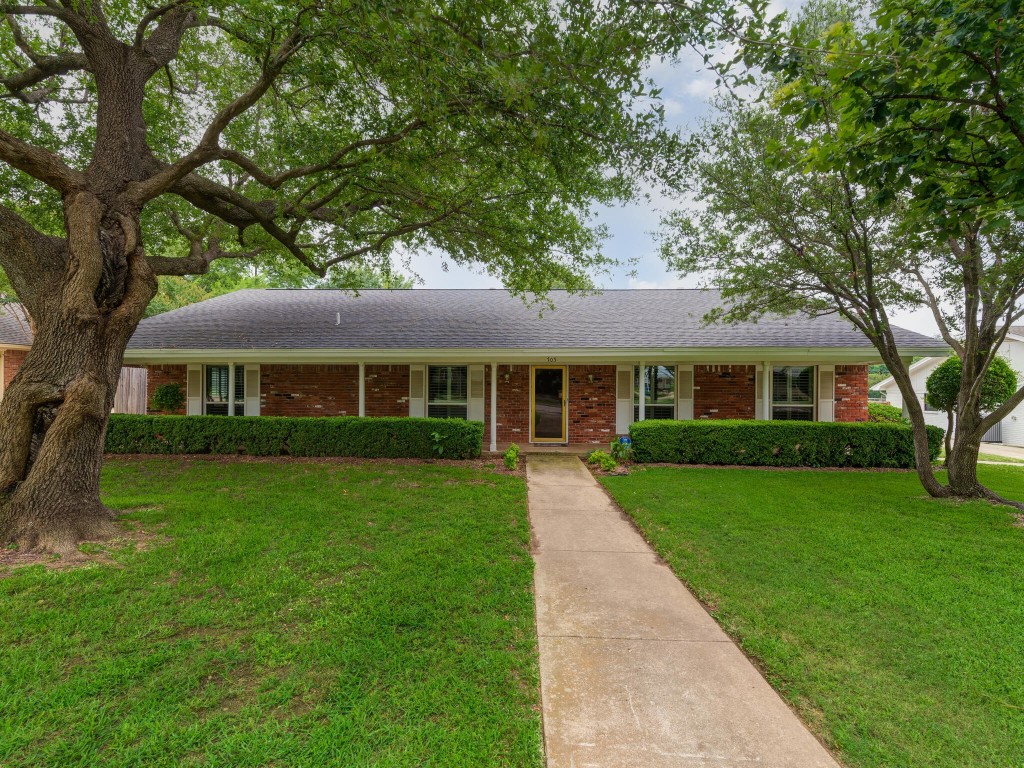 105 Oak Valley Drive Colleyville TX 76034