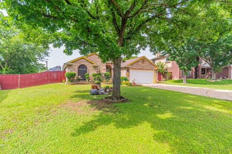 2357 Bentley Court Grand Prairie TX 75052