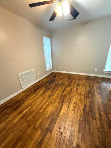 833 W Pecan Street Sherman TX 75092