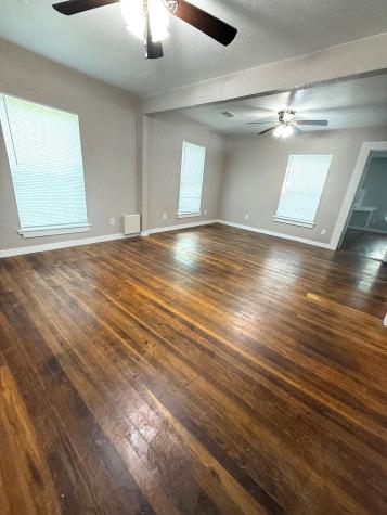 833 W Pecan Street Sherman TX 75092