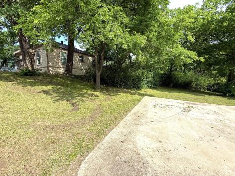 833 W Pecan Street Sherman TX 75092