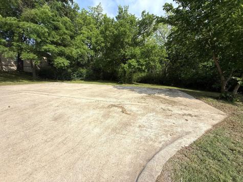 833 W Pecan Street Sherman TX 75092