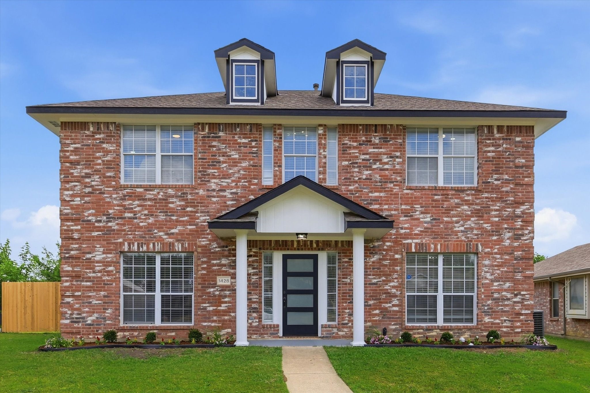 1428 Chapman Drive Lancaster TX 75134