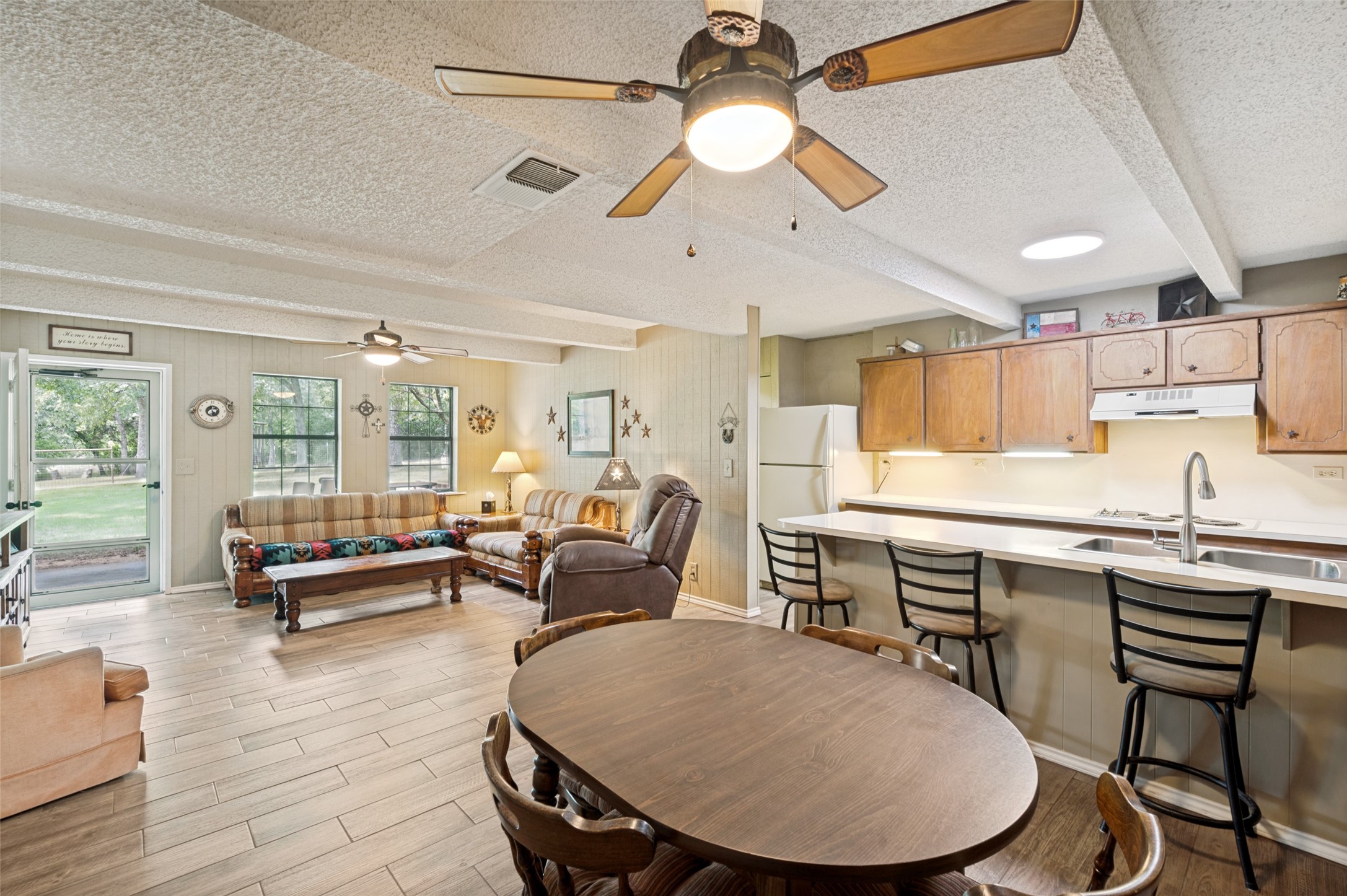 163 Private Road 1613 Alvord TX 76225