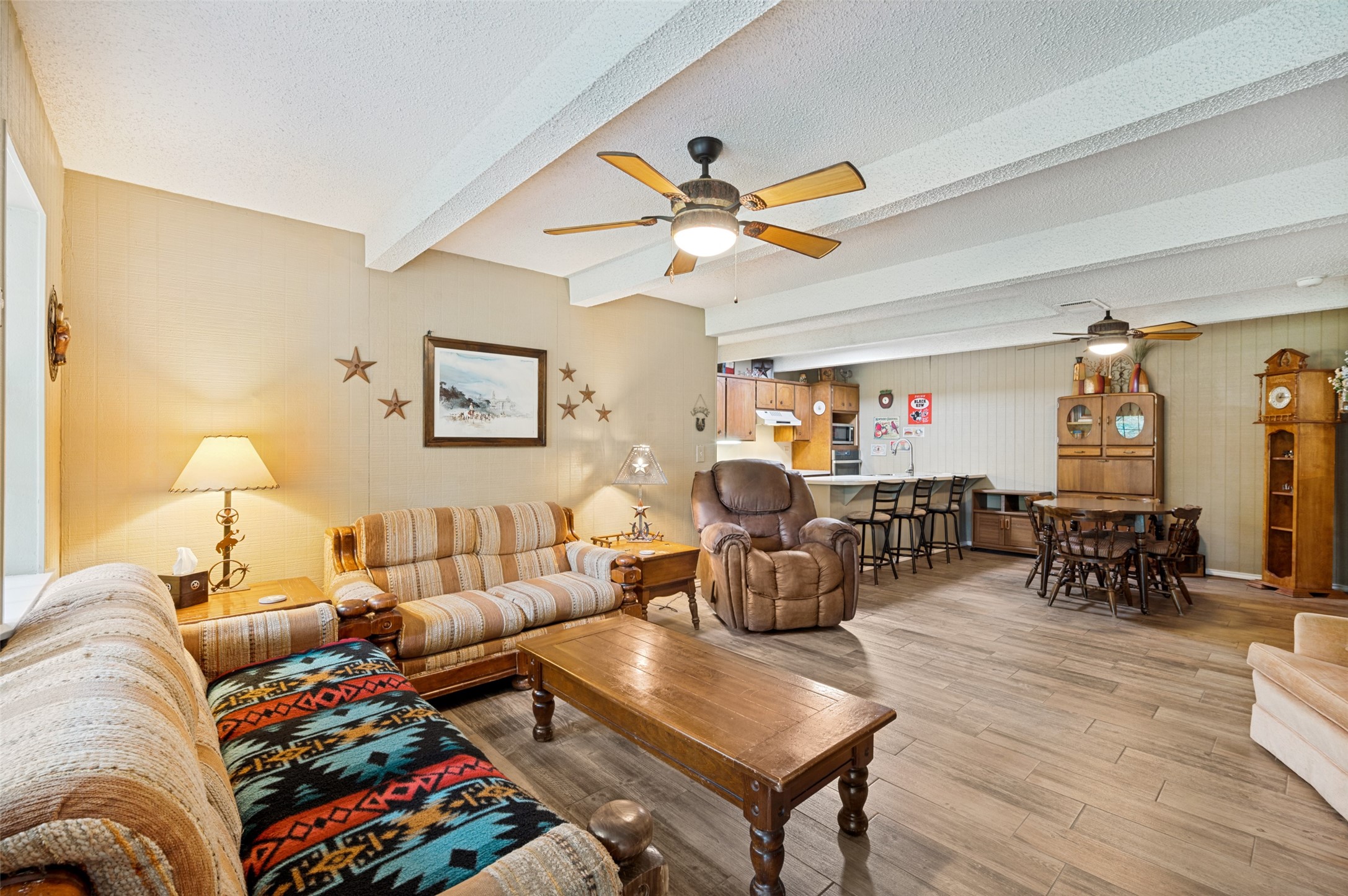 163 Private Road 1613 Alvord TX 76225