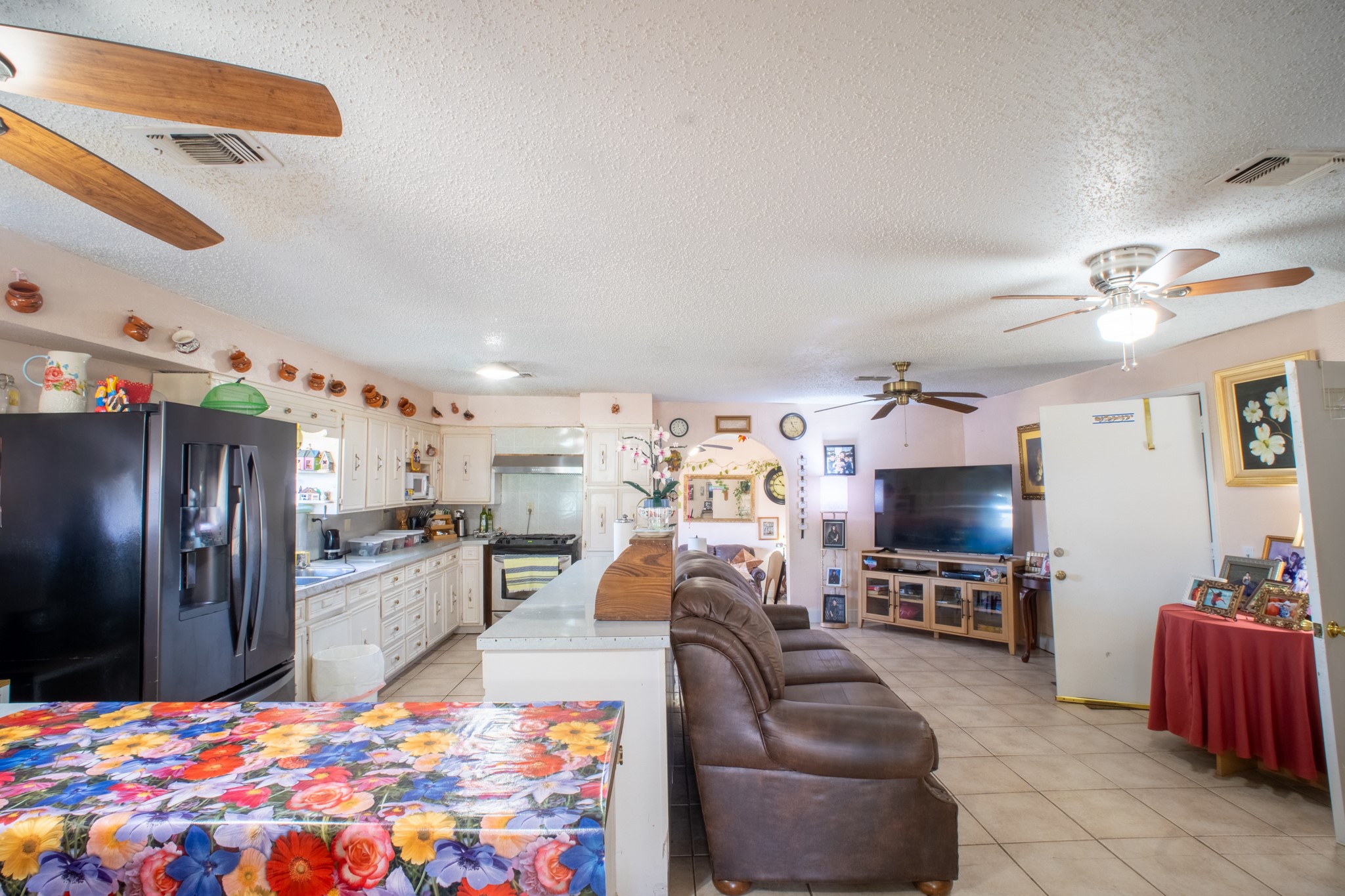 1025 S Belknap Street Mexia TX 76667